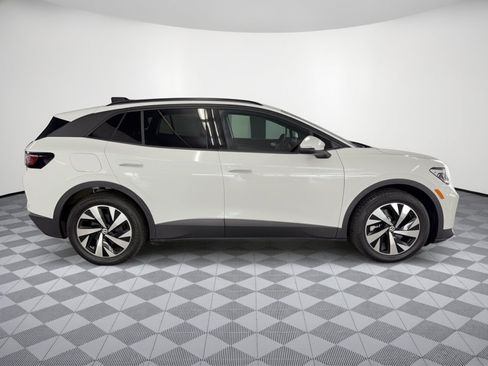 Used 2024 Volkswagen ID.4 2WD image 8