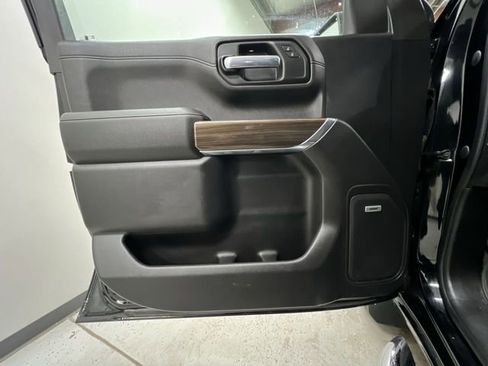 Used 2019 Chevrolet Silverado 1500 RST w/ All-Star Edition image 22