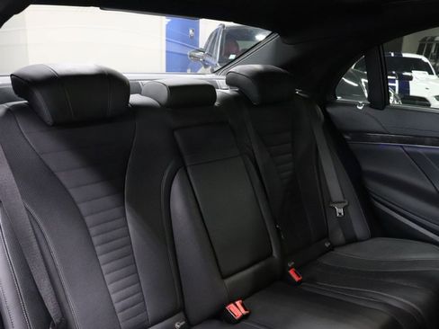 Used 2018 Mercedes-Benz S 560 Sedan image 19
