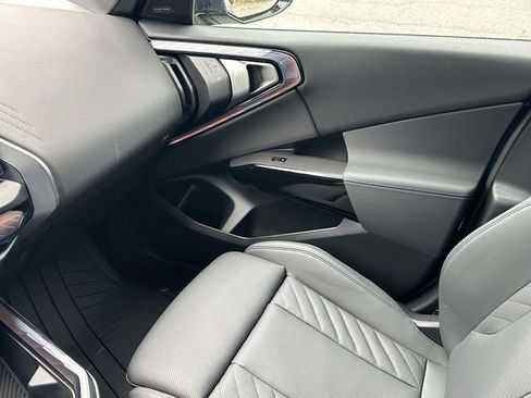 Used 2026 BMW X3 xDrive30 w/ M Sport Package image 36