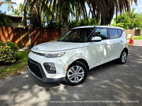 Used 2021 Kia Soul LX FWD image 6