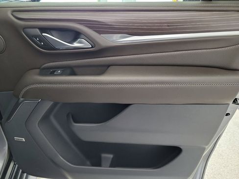 Used 2022 GMC Yukon XL Denali w/ Advanced Technology Package image 24