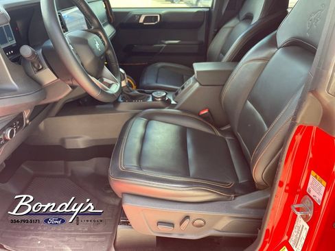 Used 2024 Ford Bronco Badlands AWD/4WD image 10