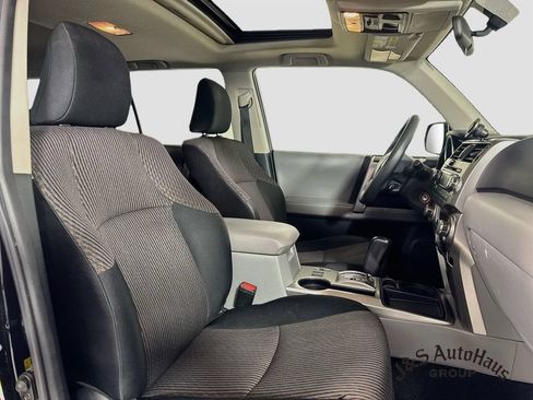 Used 2010 Toyota 4Runner SR5 RWD image 32
