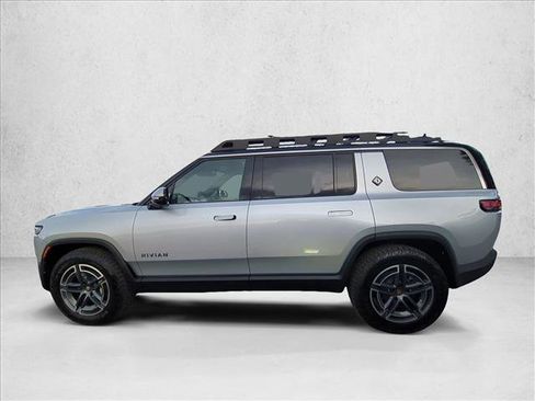 Used 2026 Rivian R1S Adventure image 9
