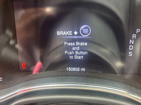 Used 2014 Jeep Grand Cherokee Altitude AWD/4WD image 7