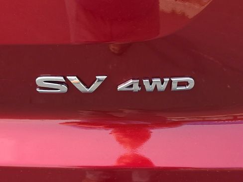 Used 2024 Nissan Pathfinder SV AWD/4WD image 12