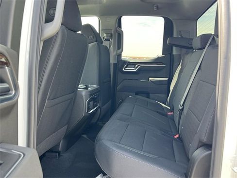 New 2026 GMC Sierra 1500 Elevation w/ LPO, Elevation Black Package image 27