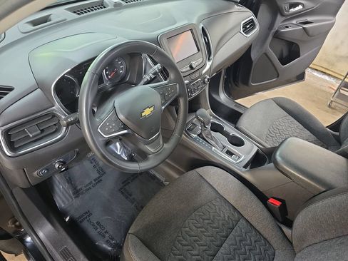 Used 2024 Chevrolet Equinox LT AWD/4WD image 16