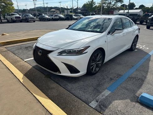 Used 2019 Lexus ES 350 F Sport w/ Accessory Package 2 FWD image 2