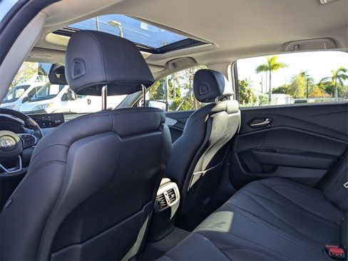 Used 2023 Acura TLX image 18