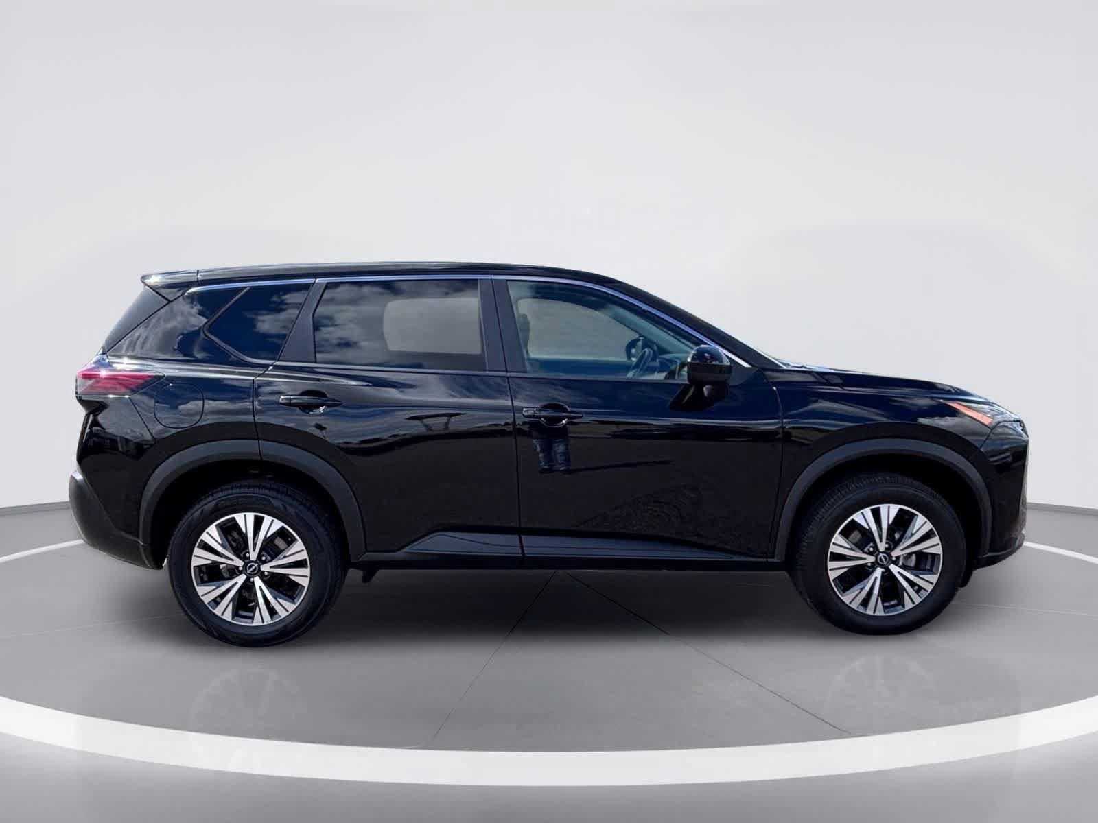 Used 2023 Nissan Rogue SV AWD/4WD image 10