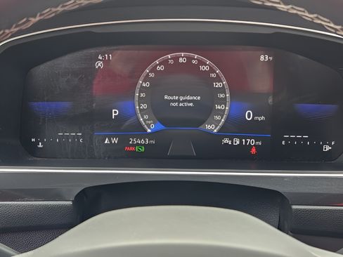 Used 2024 Volkswagen Tiguan SE FWD image 25