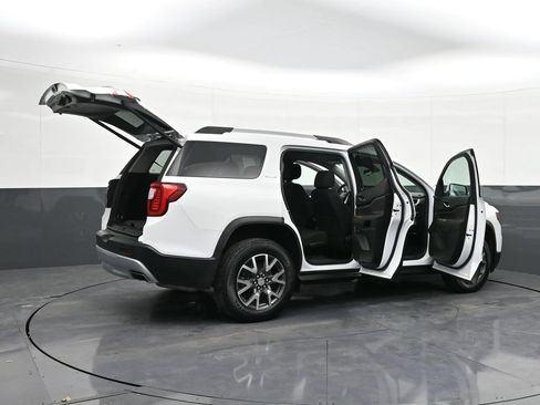 Certified 2023 GMC Acadia SLE w/ Driver Convenience Package AWD/4WD image 38