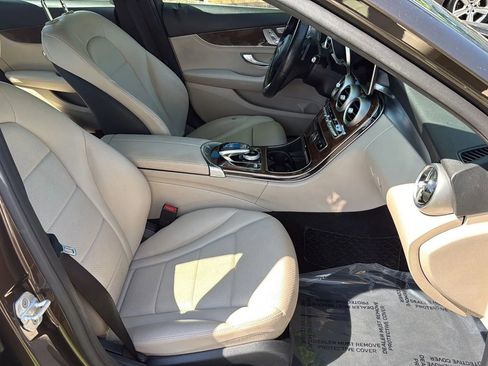 Used 2015 Mercedes-Benz C 300 4MATIC Sedan image 22