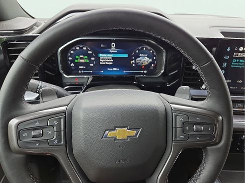 Used 2026 Chevrolet Silverado 1500 High Country w/ Technology Package AWD/4WD image 24