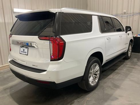 Used 2021 GMC Yukon XL SLT w/ Rear Media and Nav Package RWD image 25