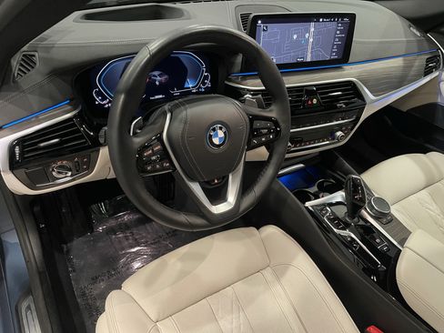 Certified 2023 BMW 530e xDrive 530e xDrive w/ Premium Package image 13