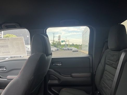 New 2025 Nissan Frontier PRO-4X w/ Pro Convenience Package image 11