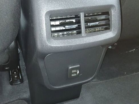 Used 2021 Chevrolet Equinox LS w/ LPO, Blackout Package image 20