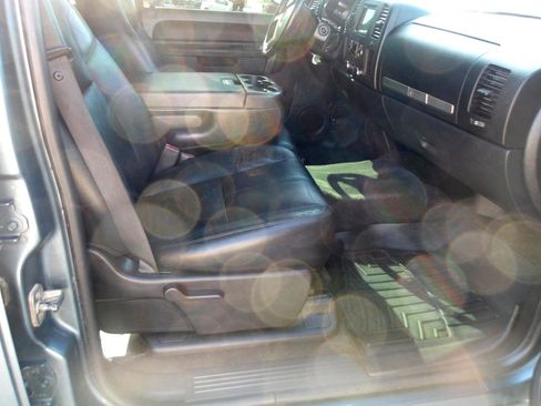 Used 2012 GMC Sierra 1500 SLE w/ Power Tech Package image 10