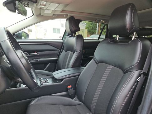 Used 2025 MAZDA CX-50 AWD 2.5 S w/ Premium Package image 16