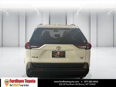 Certified 2025 Toyota RAV4 XLE AWD/4WD image 6