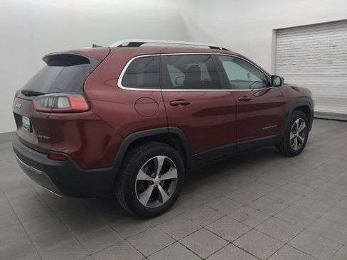 Used 2019 Jeep Cherokee Limited AWD/4WD image 10