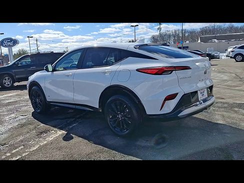 Used 2025 Buick Envista Sport Touring w/ Convenience II Package image 6