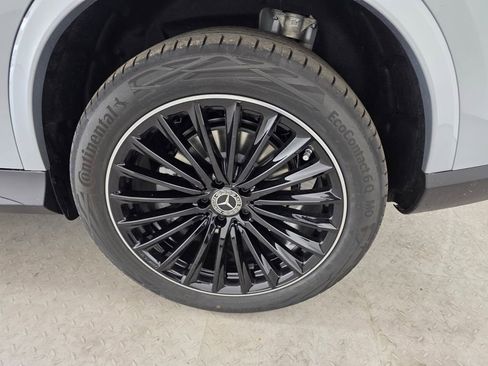New 2026 Mercedes-Benz GLC 300 image 12