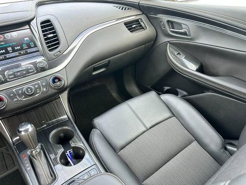 Used 2020 Chevrolet Impala LT w/ LT Convenience Package image 15