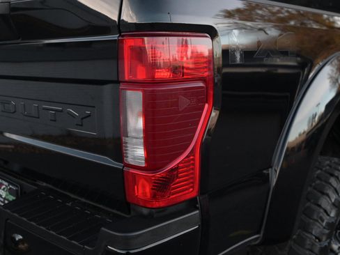 Used 2021 Ford F250 XLT w/ XLT Premium Package image 22