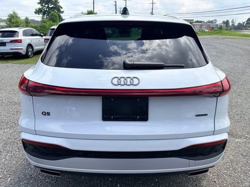 Certified 2025 Audi Q5 Premium Plus w/ Premium Plus AWD/4WD image 4