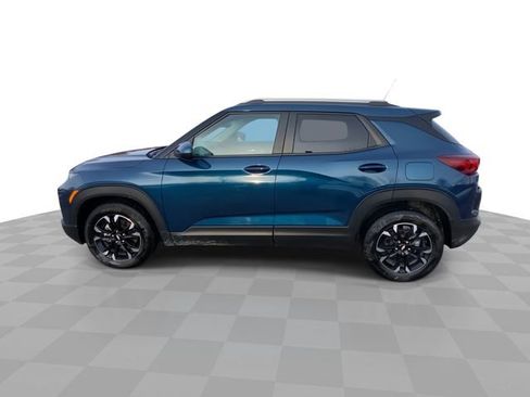 Used 2021 Chevrolet TrailBlazer LT w/ Convenience Package image 5
