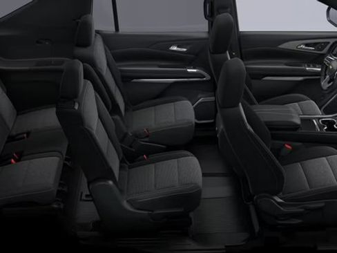New 2027 Chevrolet Traverse LT w/ Midnight/Sport Edition AWD/4WD image 7