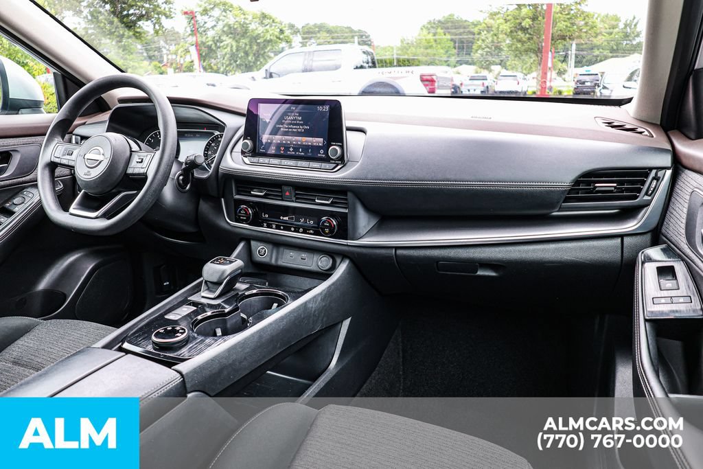 Used 2023 Nissan Rogue SV AWD/4WD image 29