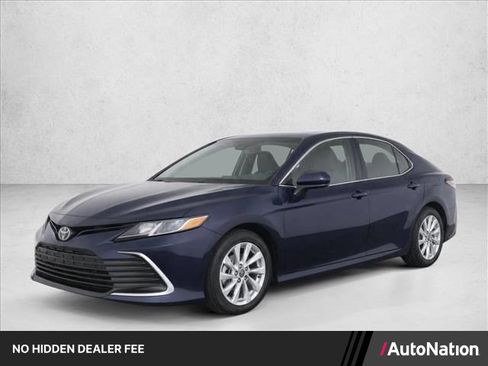 Certified 2021 Toyota Camry LE FWD image 1