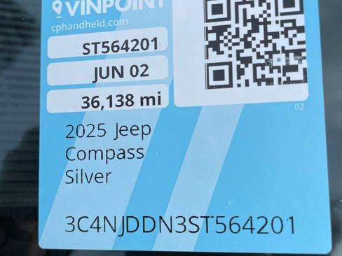 Used 2025 Jeep Compass Trailhawk AWD/4WD image 27