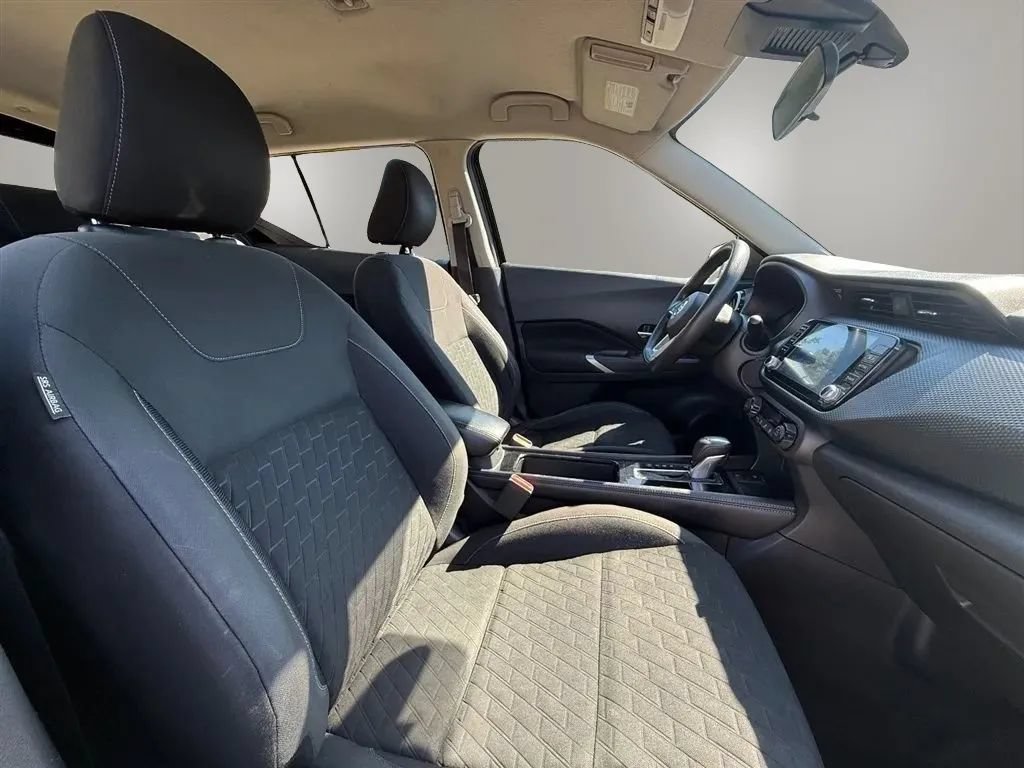 Used 2021 Nissan Kicks SV FWD image 18