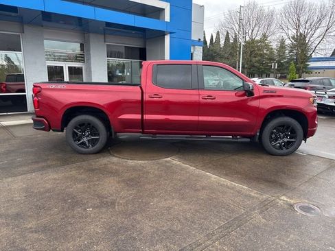 New 2026 Chevrolet Silverado 1500 RST w/ Dark Appearance Package AWD/4WD image 11
