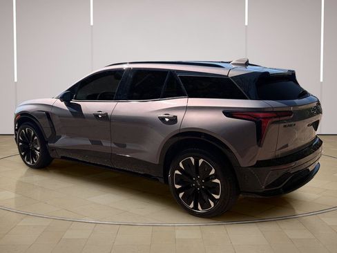 Used 2024 Chevrolet Blazer EV RS AWD/4WD image 3