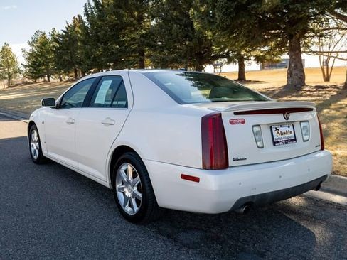 Used 2006 Cadillac STS V8 w/ Preferred Equipment Group image 7