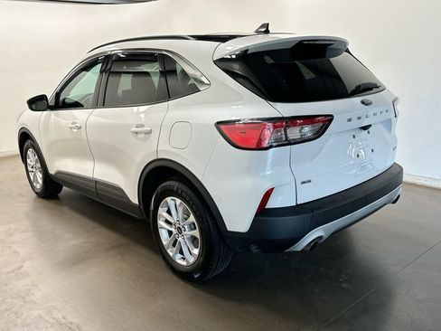 Used 2020 Ford Escape SE AWD/4WD image 32