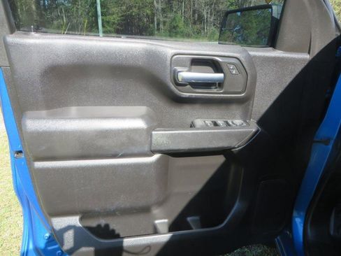 Used 2022 Chevrolet Silverado 1500 W/T w/ WT Value Package image 10