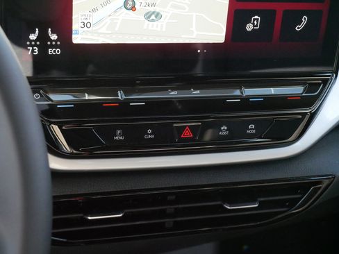 Used 2023 Volkswagen ID.4 Pro S image 23