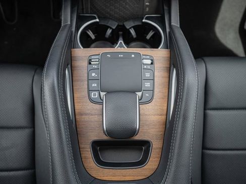Certified 2025 Mercedes-Benz GLE 350 4MATIC image 23