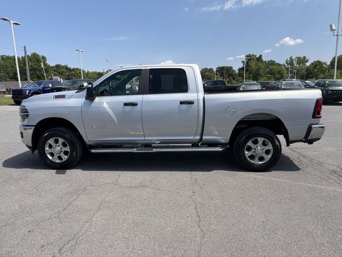 Used 2026 RAM 2500 Big Horn AWD/4WD image 7