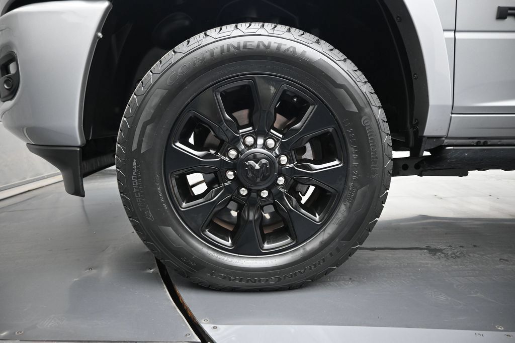Used 2022 RAM 3500 Limited w/ Night Edition AWD/4WD image 27