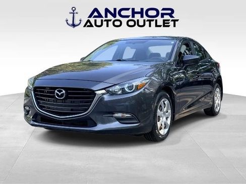 Used 2017 MAZDA MAZDA3 Sport FWD image 4