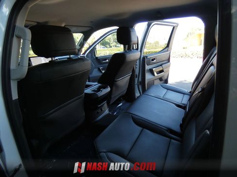 Used 2024 Toyota Tundra Limited AWD/4WD image 41